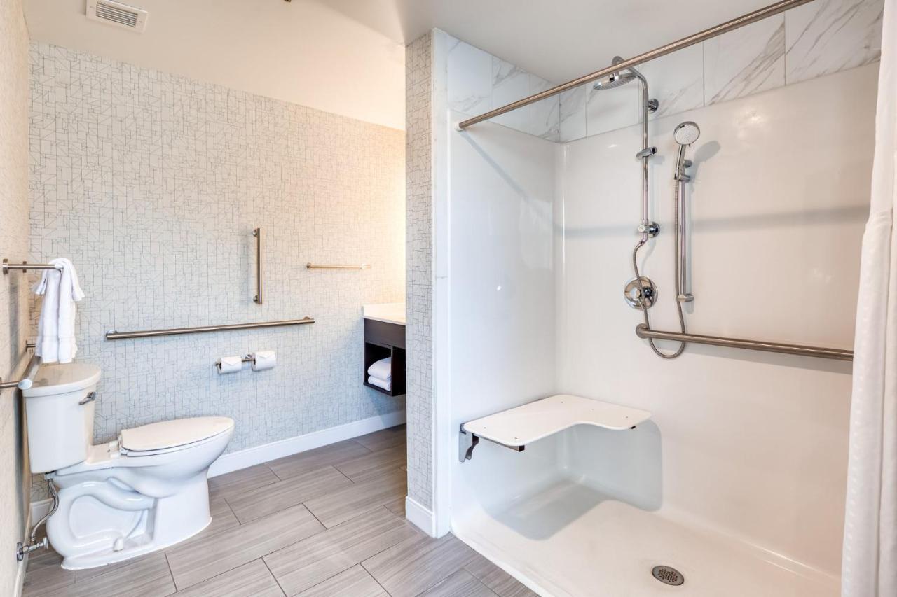 Holiday Inn Express - Kansas City Downtown By Ihg מראה חיצוני תמונה