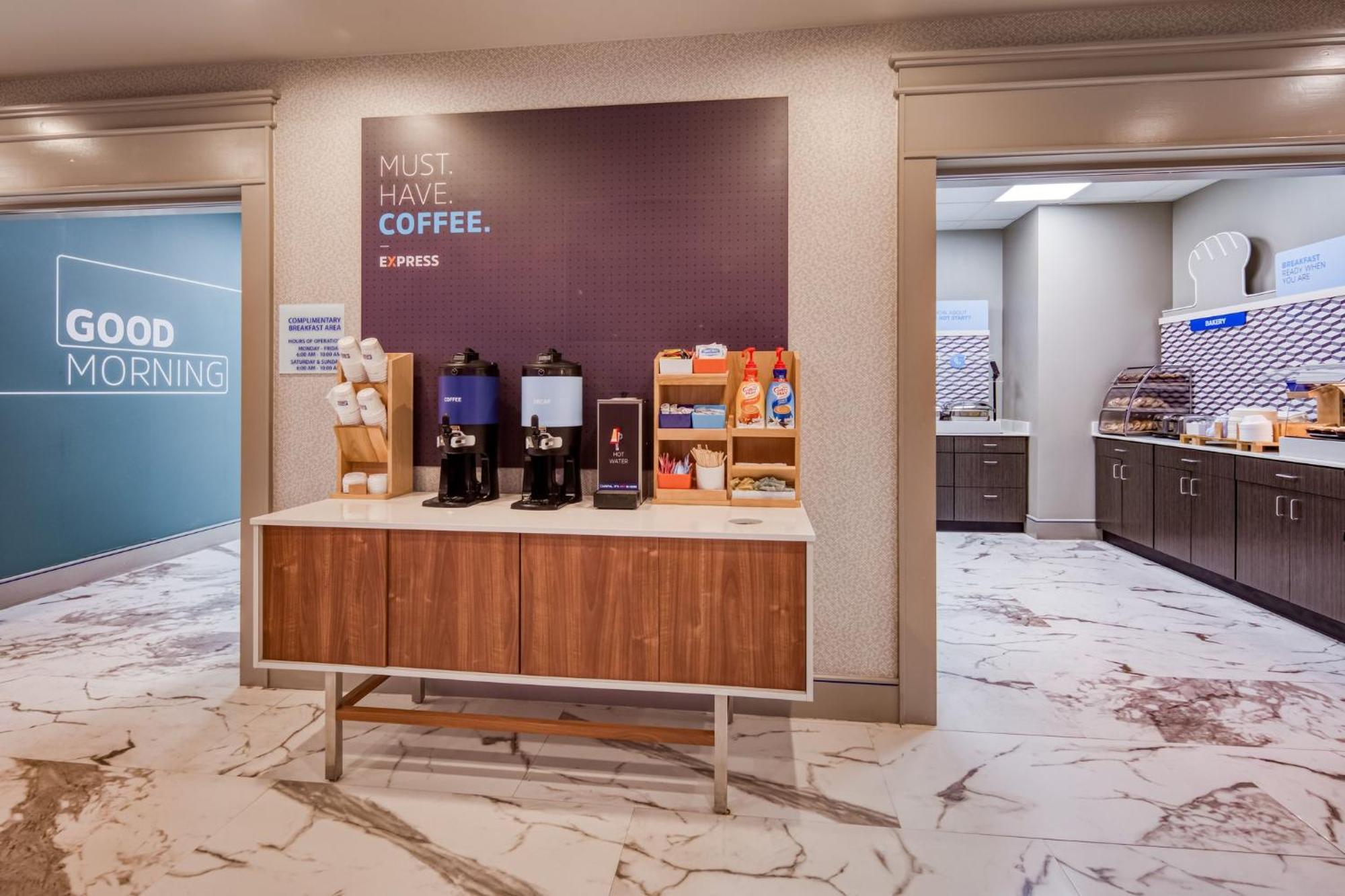 Holiday Inn Express - Kansas City Downtown By Ihg מראה חיצוני תמונה